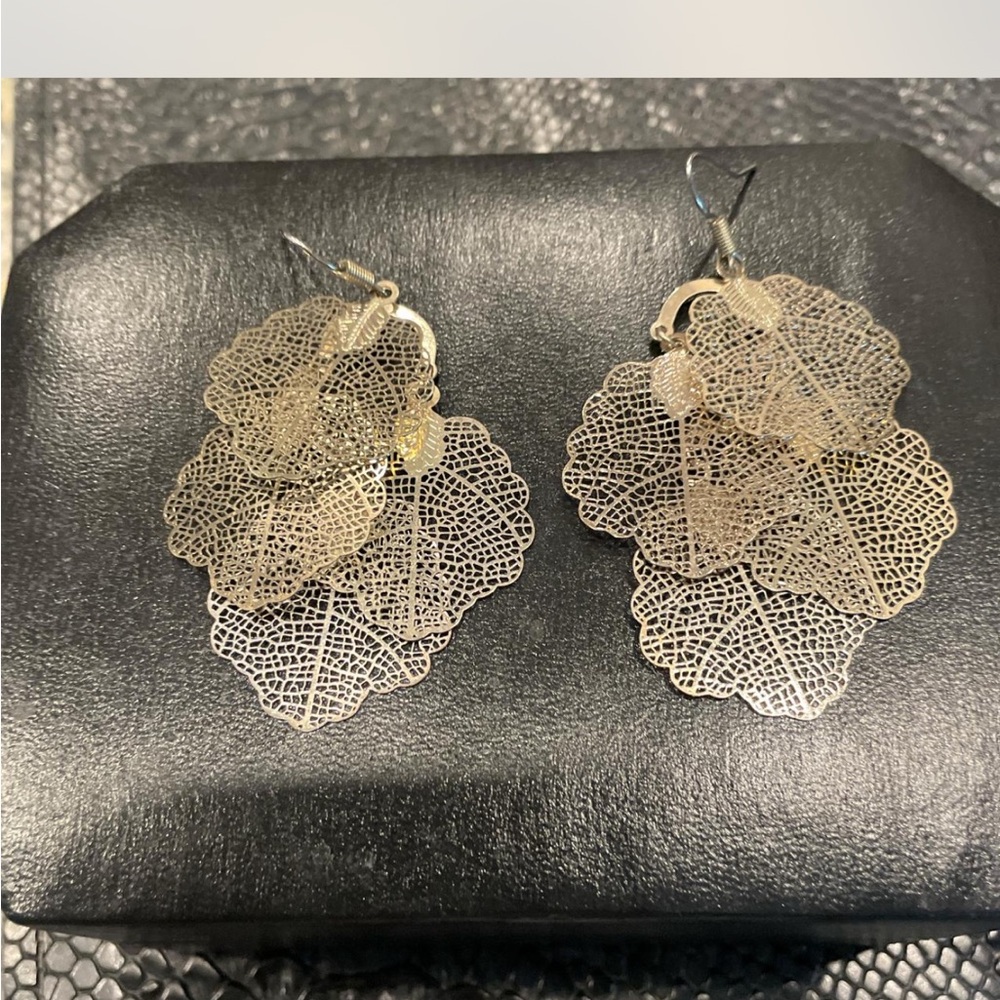 Elegant Gold Leaf Dangle Earrings